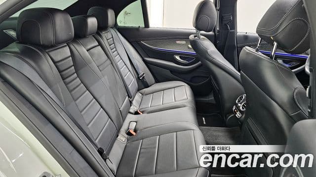 Mercedes-Benz E-класс W213 AMG Line, 2022 12