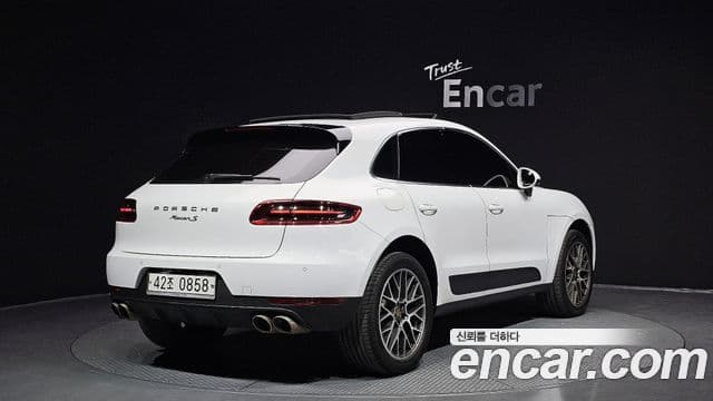 Porsche Macan 95B, 2017 2