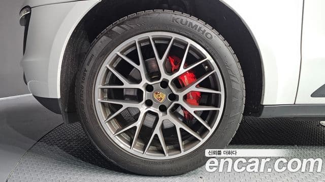 Porsche Macan 95B, 2017 все фото