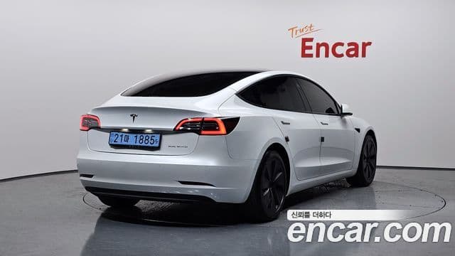 Tesla модель 3 Long Range, 2021 2