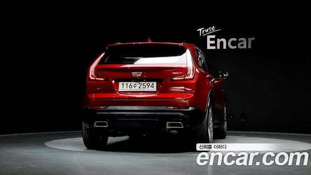 Cadillac XT4 2.0 Sport AWD, 2023 4