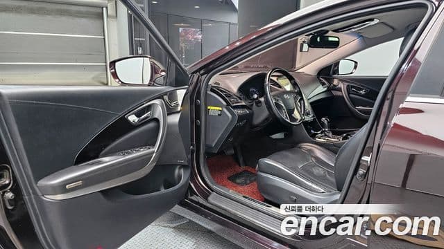 Hyundai Grandeur HG Premium, 2013 11