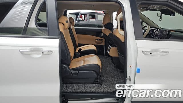 Kia Carnival 4세대 Prestige, 2023 12