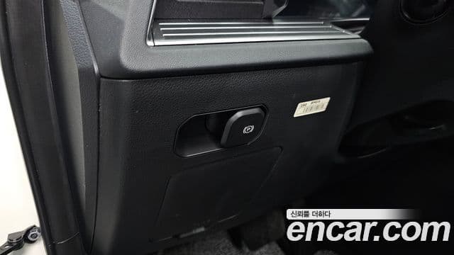 KG모빌리티(SsangYong) Torres T7, 2023 16