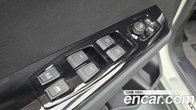 KG모빌리티(SsangYong) Torres T7, 2023 14