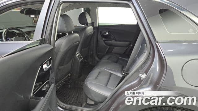 Kia The / новый New Niro Noblesse Special, 2020 11