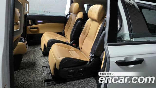 Kia Carnival 4세대 Signature, 2023 11