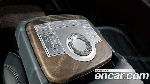 Genesis G80 (RG3) бензин 2.5 турбо AWD, 2021 18