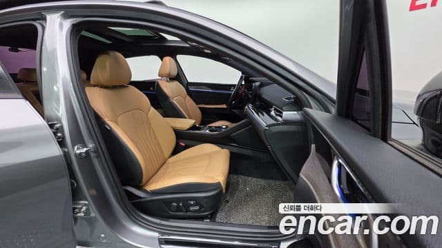 Kia K5 3세대 Signature, 2020 10