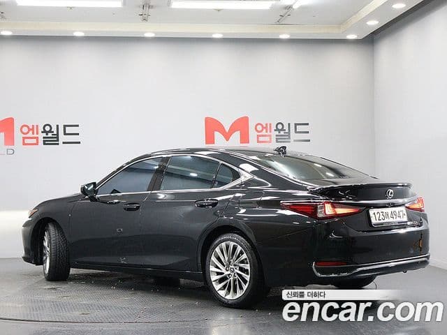 Lexus ES300h 7세대 Luxury Plus, 2023 3