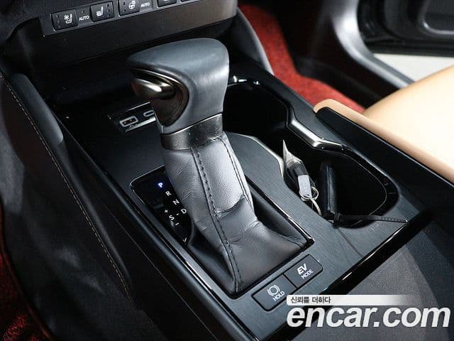 Lexus ES300h 7세대 Luxury Plus, 2023 10