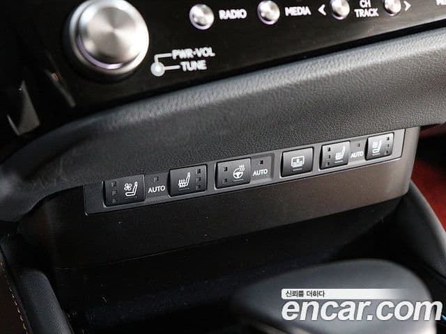 Lexus ES300h 7세대 Luxury Plus, 2023 11