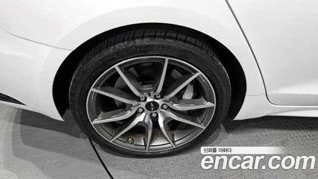 Genesis The / новый New G70, 2024 все фото