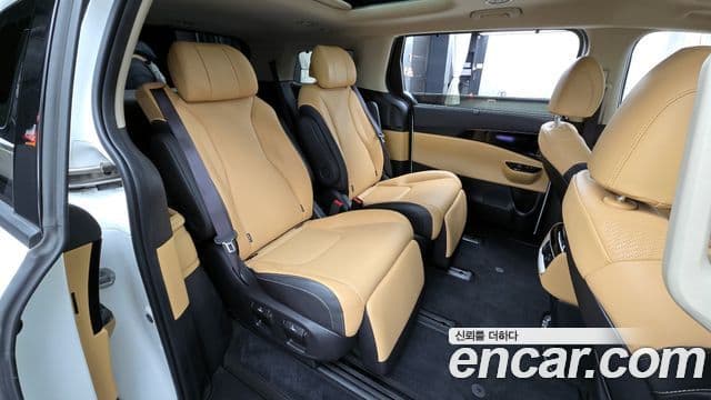 Kia Carnival 4세대 Signature, 2023 12