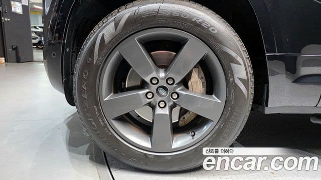 Land Rover Defender (L663) 130 D300 X-Dynamic HSE, 2023 все фото