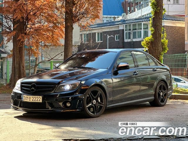 Mercedes-Benz C-класс W204 C63 AMG седан, 2009 1