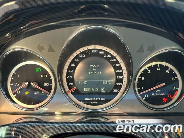 Mercedes-Benz C-класс W204 C63 AMG седан, 2009 6