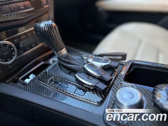 Mercedes-Benz C-класс W204 C63 AMG седан, 2009 13