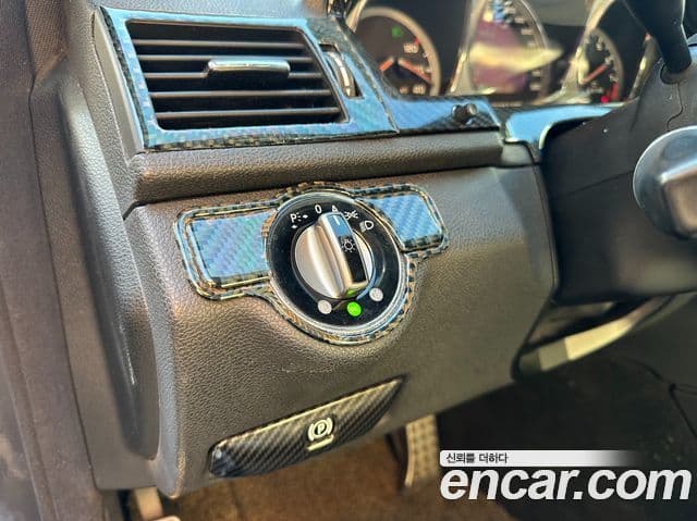 Mercedes-Benz C-класс W204 C63 AMG седан, 2009 17