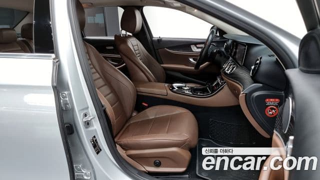 Mercedes-Benz E-класс W213 Avantgarde, 2019 11