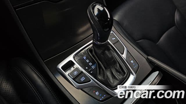 Hyundai Grandeur HG Modern, 2015 9