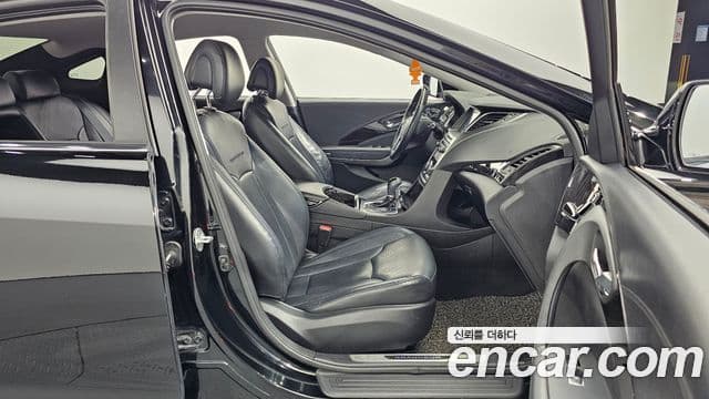 Hyundai Grandeur HG Modern, 2015 10