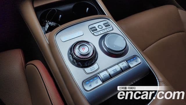 Genesis G90 (RS4) бензин 3.5 турбо AWD, 2023 9