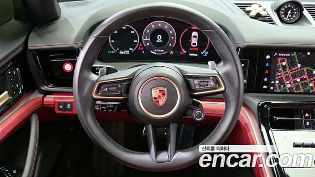 Porsche Panamera (976), 2024 13