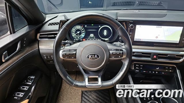 Kia K5 3세대 Signature, 2021 13