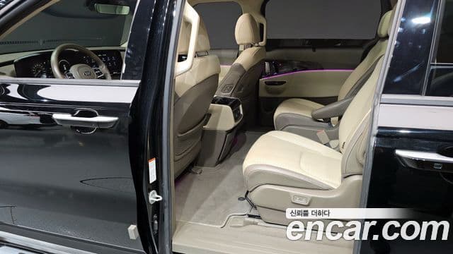 Kia Carnival 4세대 Signature, 2021 11