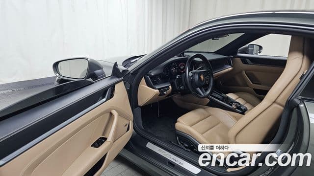 Porsche 911 (992) Carrera, 2021 10