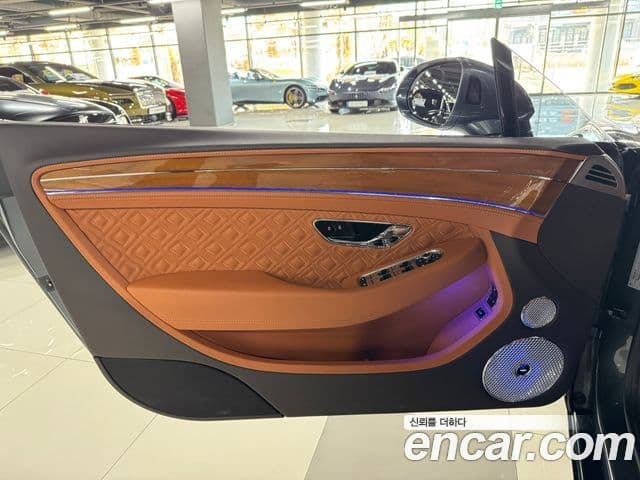 Bentley Continental GT 3세대 4.0 GT, 2020 7