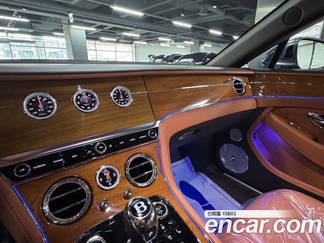 Bentley Continental GT 3세대 4.0 GT, 2020 9