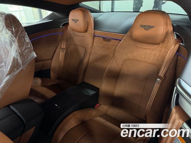 Bentley Continental GT 3세대 4.0 GT, 2020 11