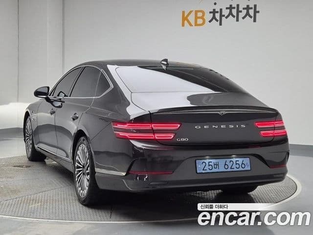 Genesis electrified G80 (RG3) e-AWD, 2022 2