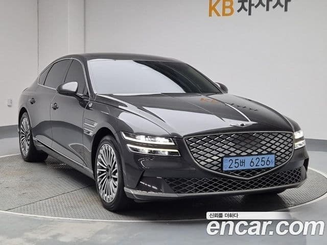 Genesis electrified G80 (RG3) e-AWD, 2022 4