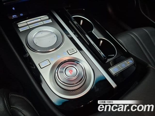 Genesis electrified G80 (RG3) e-AWD, 2022 8