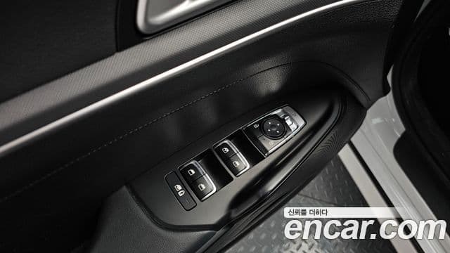 Kia K5 3세대 Standard, 2020 16