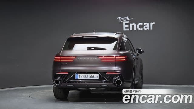 Genesis GV70, 2022 4