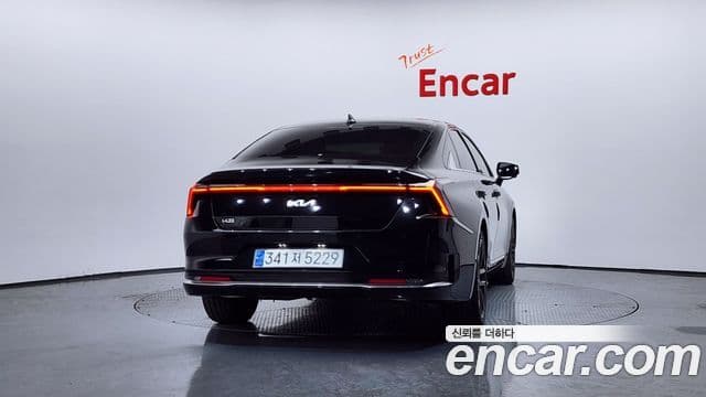 Kia The / новый New K8 Signature, 2025 4