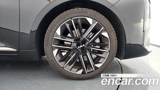 Kia The / новый New K8 Signature, 2025 все фото