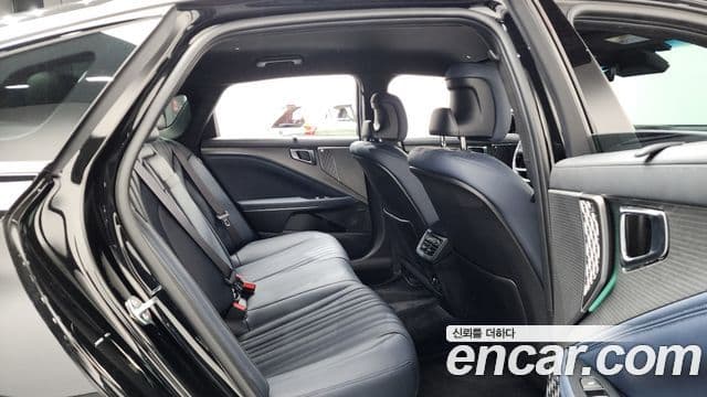 Kia The / новый New K8 Signature, 2025 12