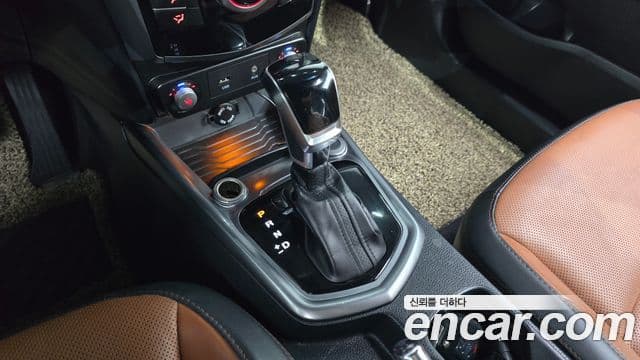 KG모빌리티(SsangYong) Tivoli Armor коробка передач Plus 2WD, 2019 9