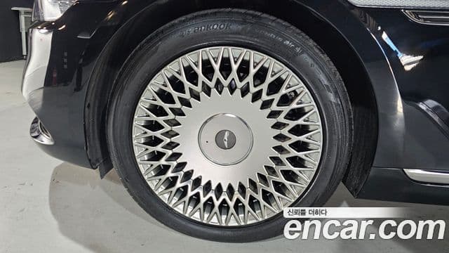 Genesis G90 Premium Luxury, 2020 все фото