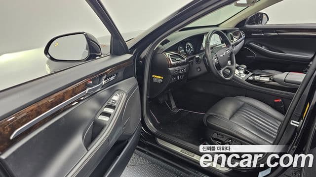 Genesis G90 Premium Luxury, 2020 10