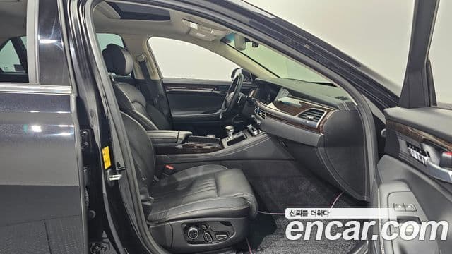 Genesis G90 Premium Luxury, 2020 11