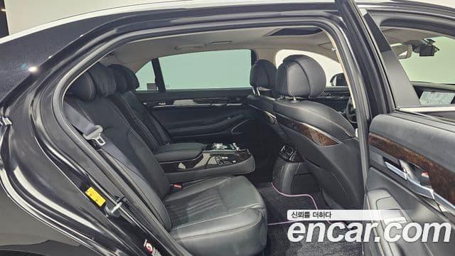 Genesis G90 Premium Luxury, 2020 12