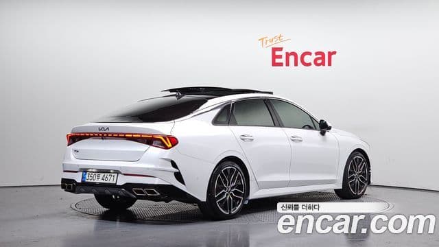 Kia K5 3세대 Signature, 2022 2