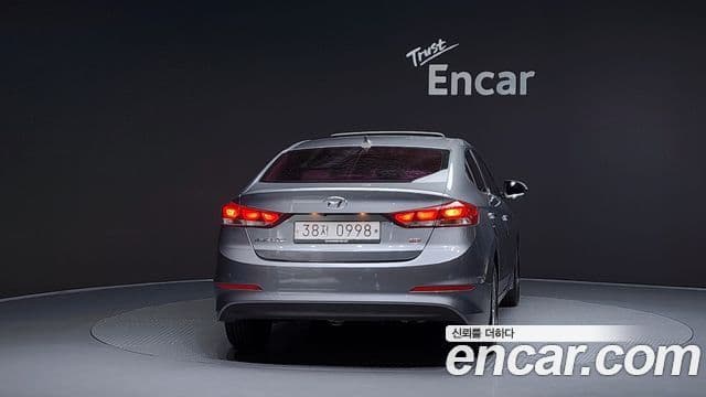 Hyundai Avante AD Modern, 2016 4