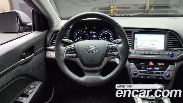 Hyundai Avante AD Modern, 2016 13